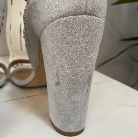Kendall + Kylie Grey Velvet Heels - Picture 4 of 6